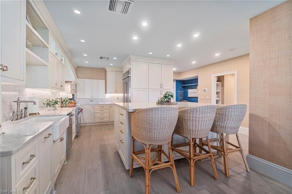 176 S Collier Blvd , Unit 101, Marco Island, FL 34145 Photo