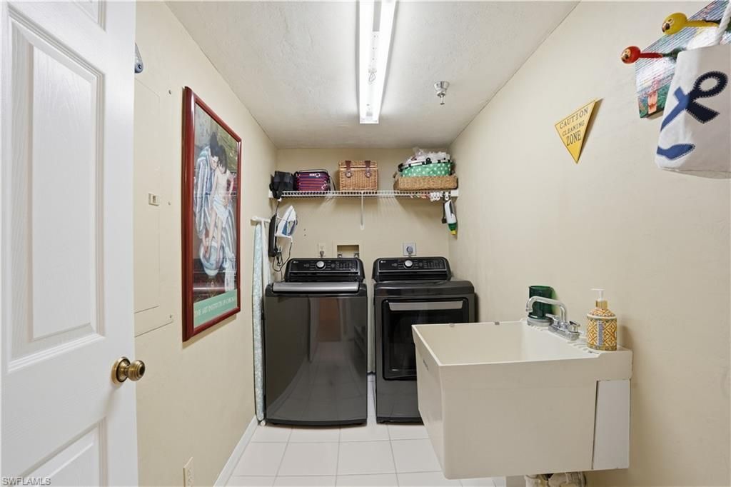 26880 Wedgewood Dr , Unit 402, Bonita Springs, FL 34134 Photo