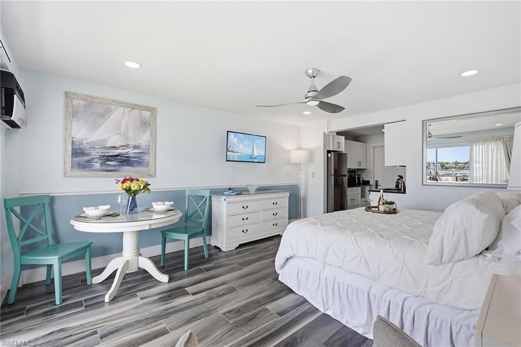 900 Broad Ave S, Unit 125, Naples, FL 34102 Photo
