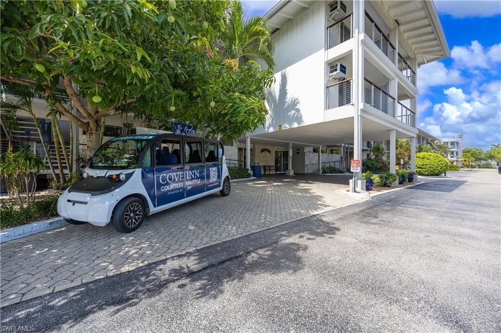 900 Broad Ave S, Unit 125, Naples, FL 34102 Photo