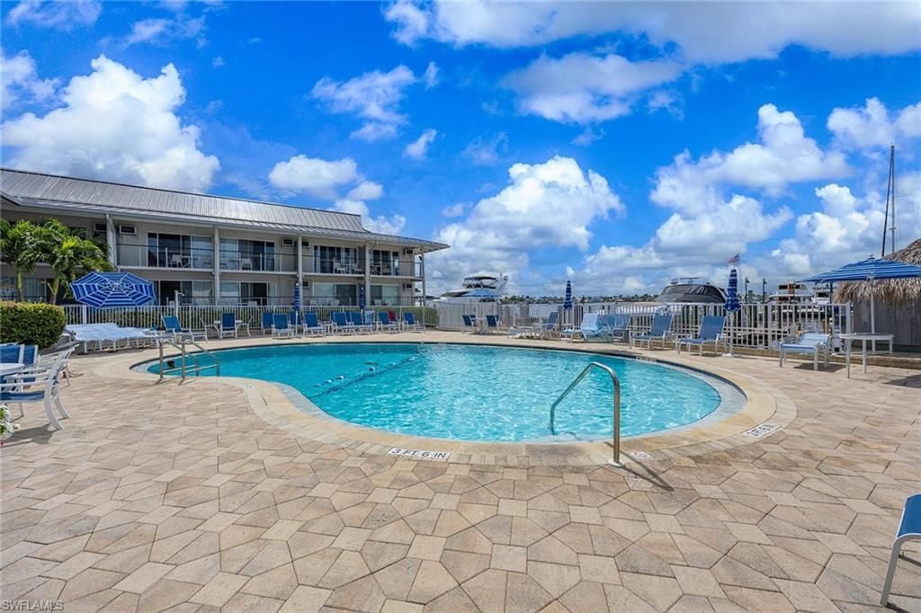 900 Broad Ave S, Unit 125, Naples, FL 34102 Photo