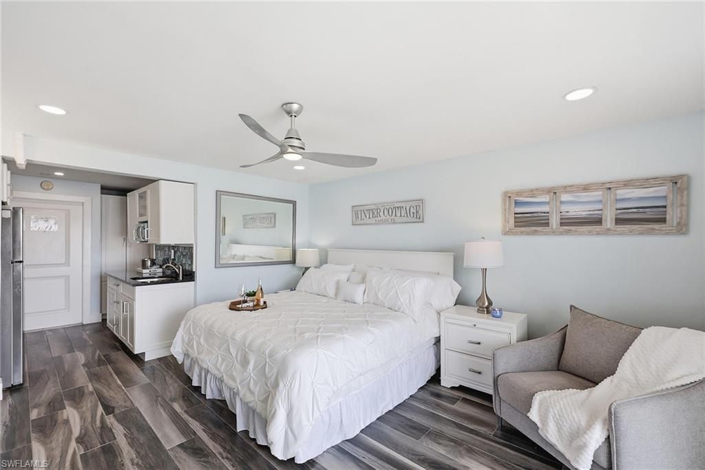 900 Broad Ave S, Unit 125, Naples, FL 34102 Photo