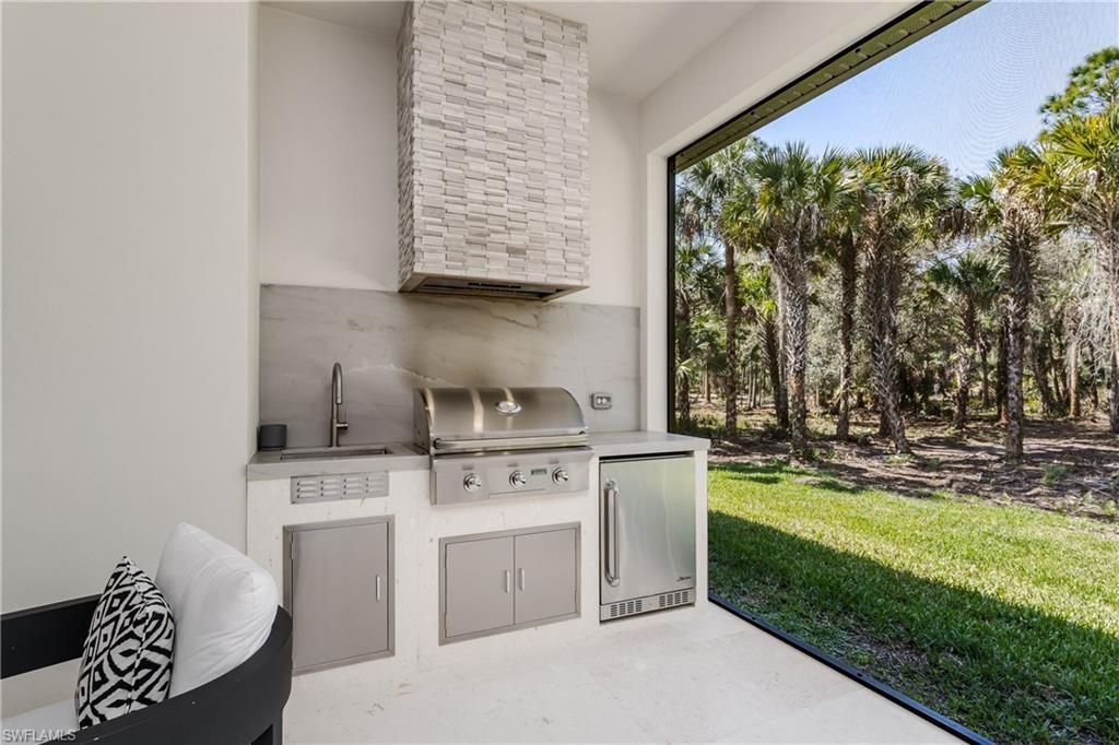 167 9th St Sw, Naples, FL 34117 Photo