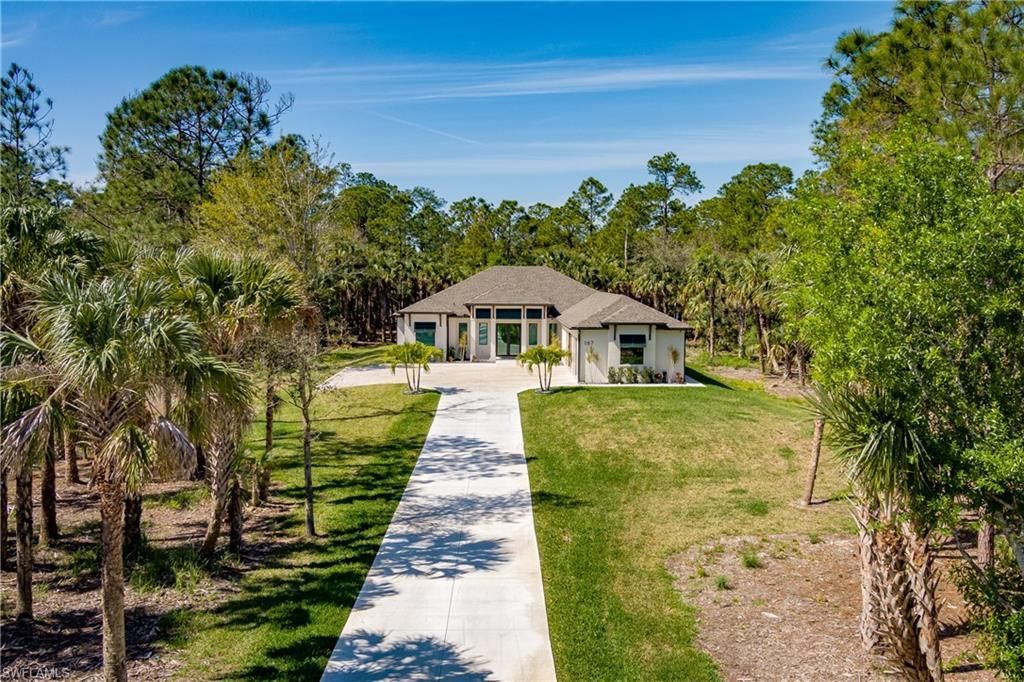 167 9th St Sw, Naples, FL 34117 Photo