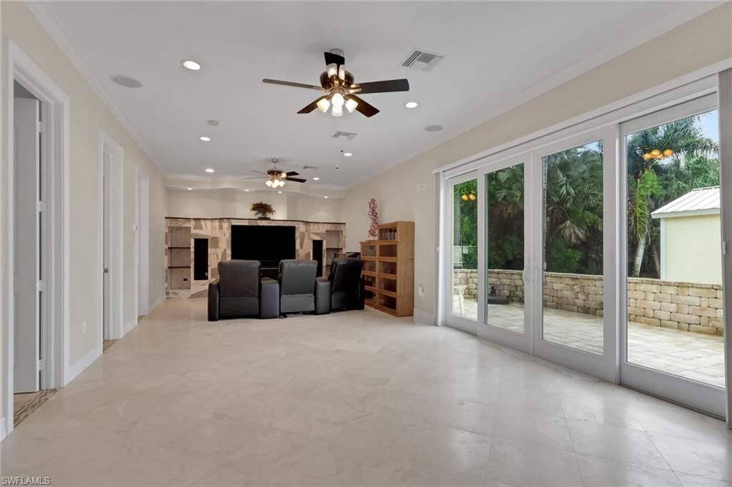 6020 Green Blvd, Naples, FL 34116 Photo