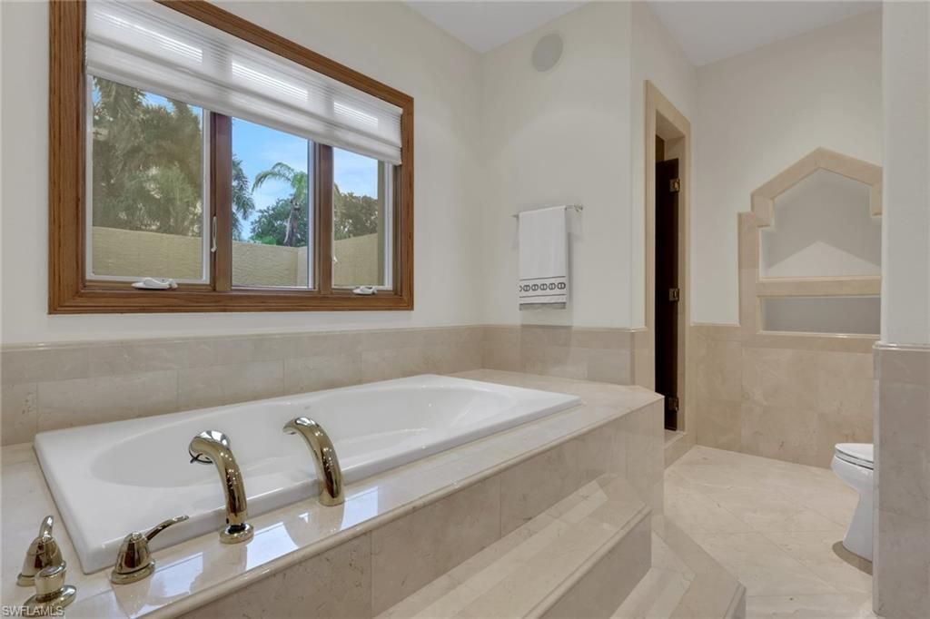 6020 Green Blvd, Naples, FL 34116 Photo
