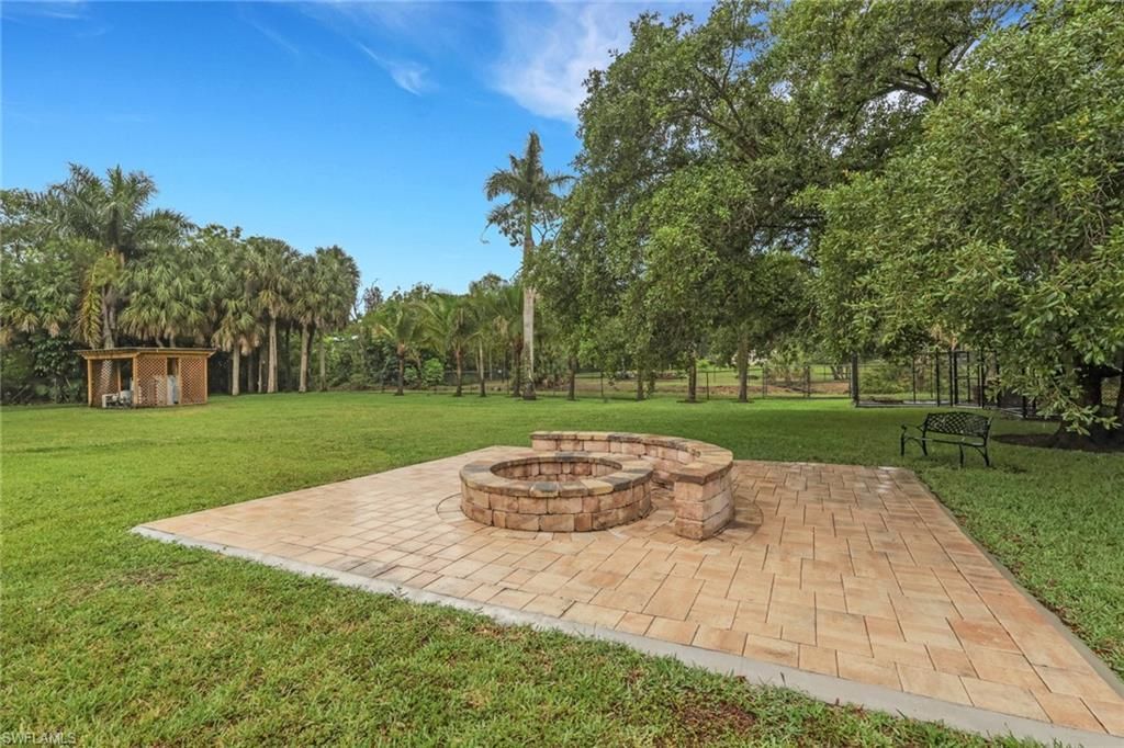 6020 Green Blvd, Naples, FL 34116 Photo