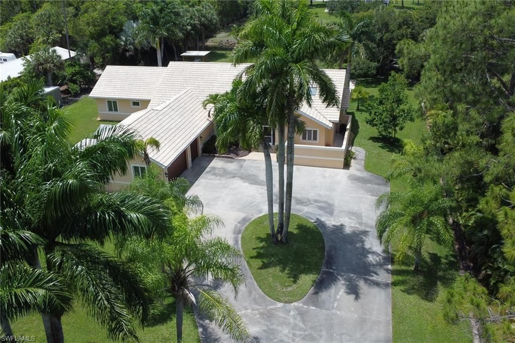 6020 Green Blvd, Naples, FL 34116 Photo