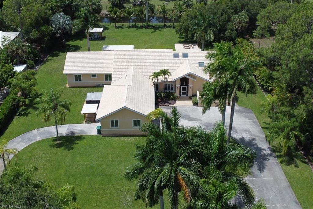 6020 Green Blvd, Naples, FL 34116 Photo