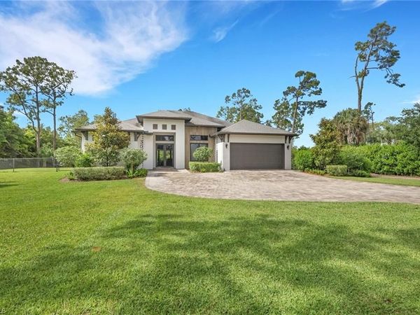 3028 Woodstock AVE , NAPLES, FL 34120