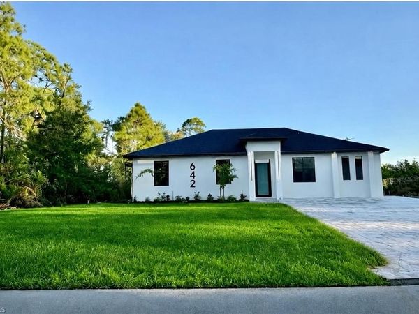 642 Sunflower AVE S, LEHIGH ACRES, FL 33974