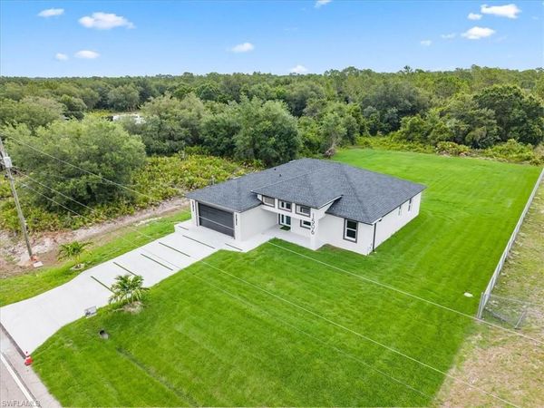 1506 Richmond AVE N, LEHIGH ACRES, FL 33972