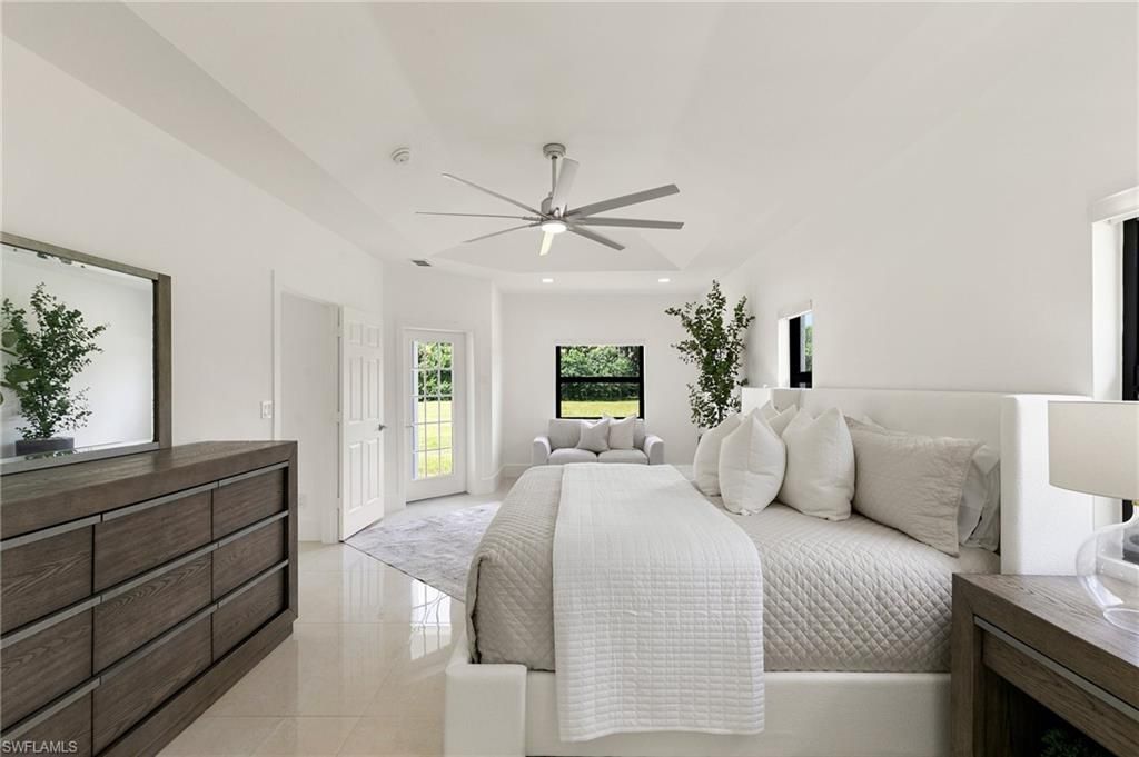 221 10th St Se, Naples, FL 34117 Photo