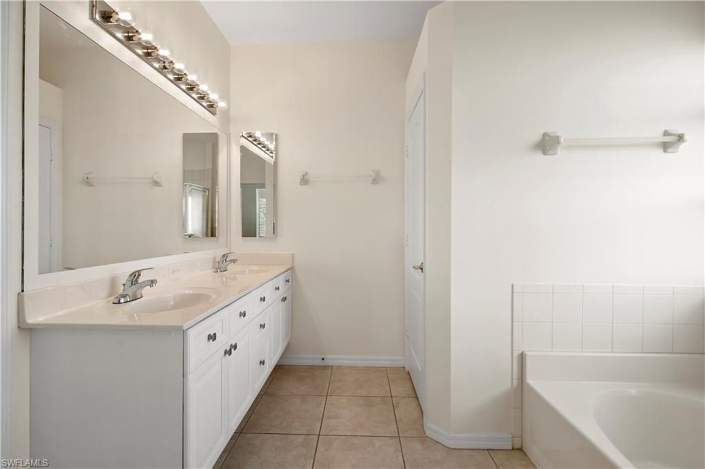 1817 Avian Ct, Unit A76, Naples, FL 34119 Photo