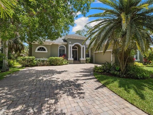 61 Constitution DR , NAPLES, FL 34112