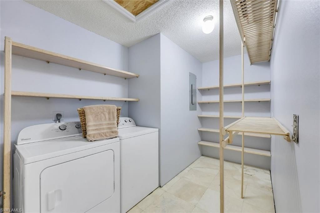5685 Whitaker Rd , Unit 202, Naples, FL 34112 Photo