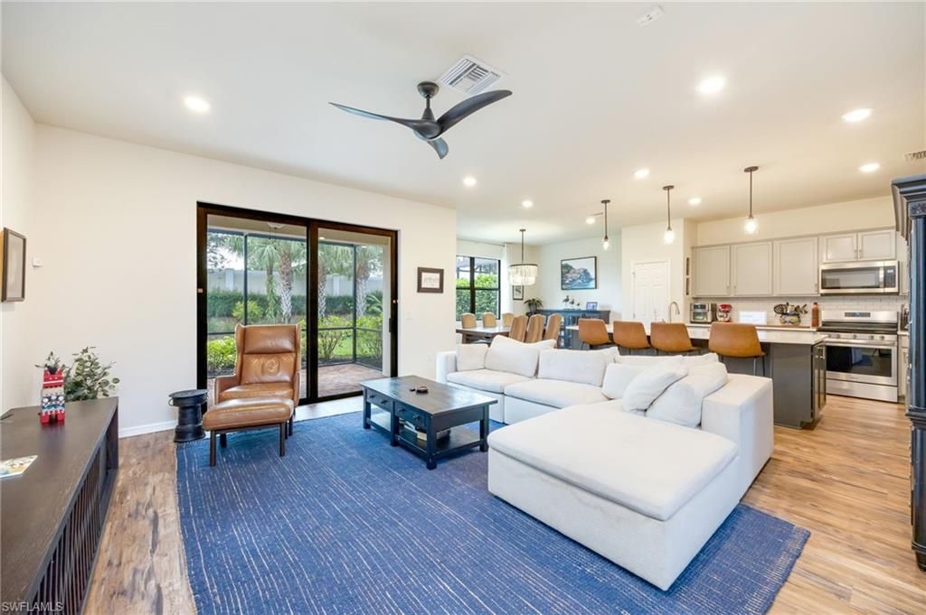 7186 Wilton Dr, Naples, FL 34109 Photo