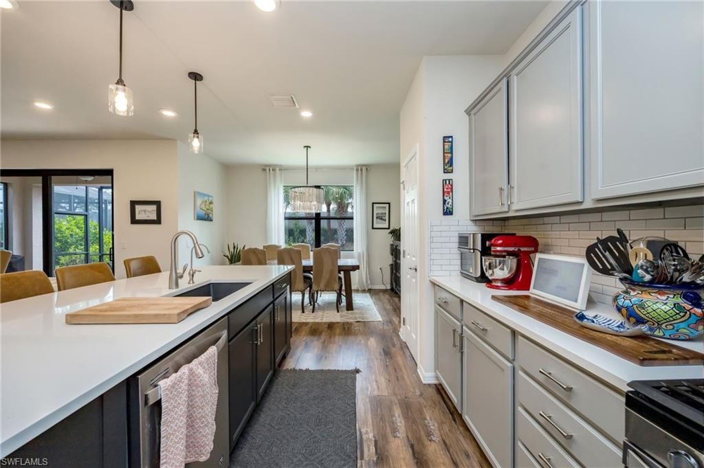 7186 Wilton Dr, Naples, FL 34109 Photo