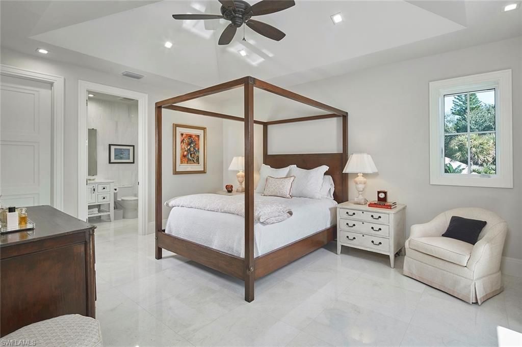 803 Shadow Lake Ln, Naples, FL 34108 Photo