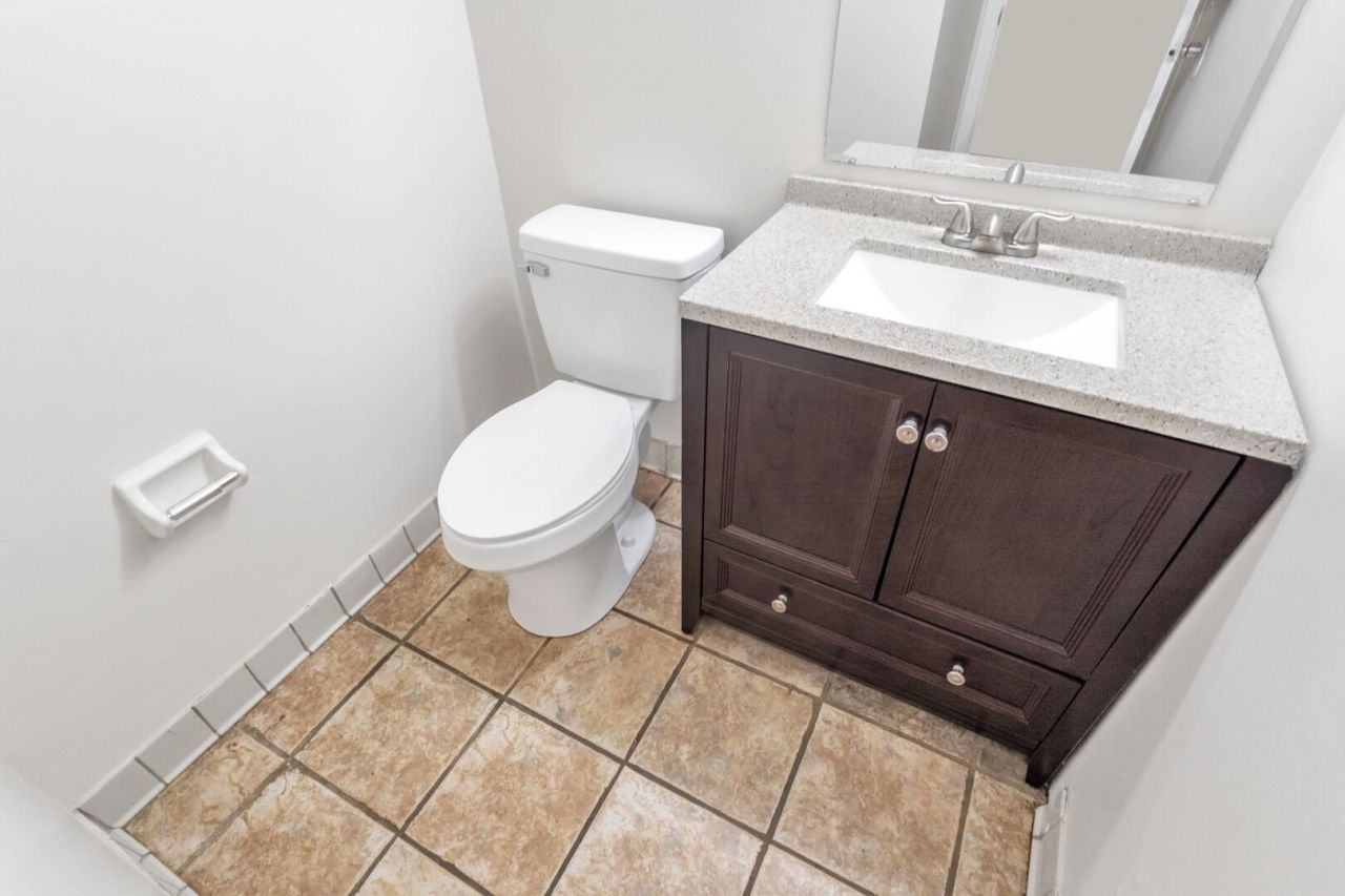1212 Boone Hill Road Photo 7