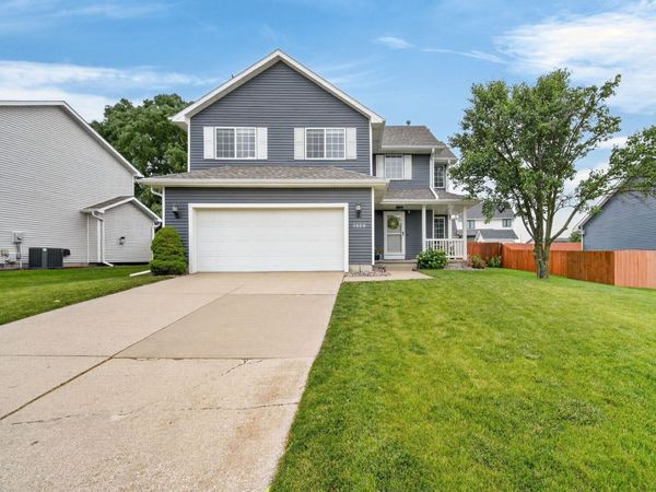 3026 E Porter Avenue, Des Moines, IA 50320