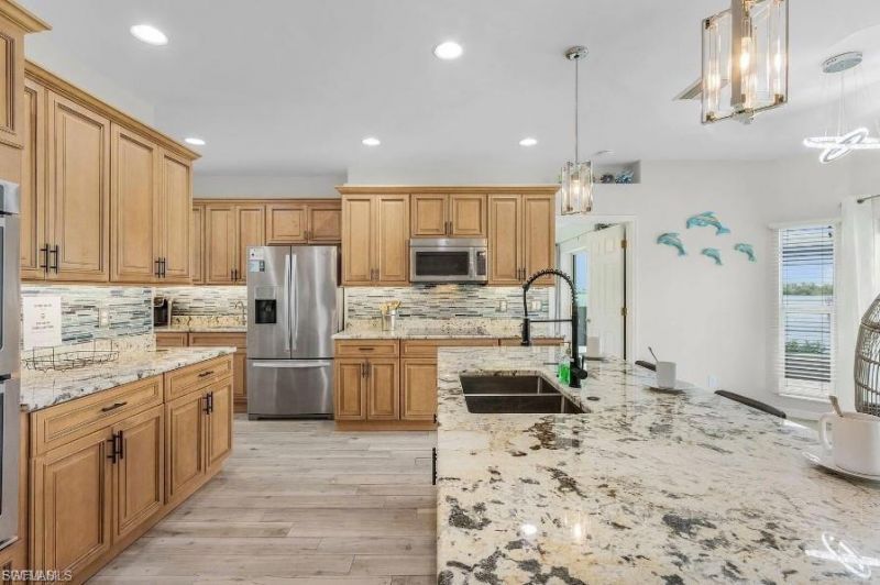 4885 E Riverside Dr , Fort Myers, FL 33905 Photo