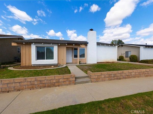 1101 Napa, Tustin, CA 92780