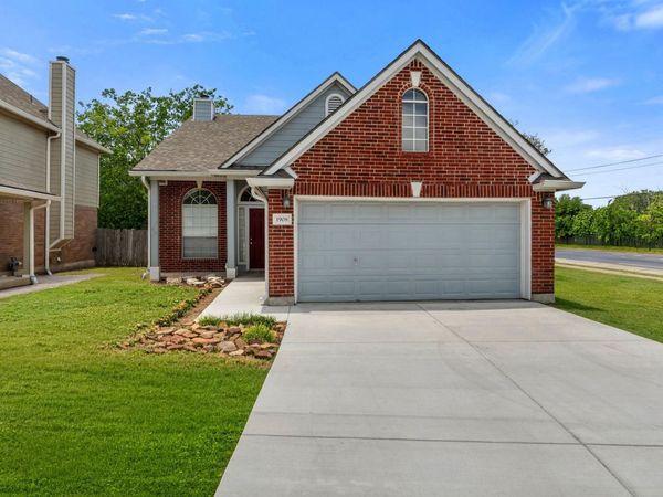 1908 Windy Park DR, Round Rock, TX 78664