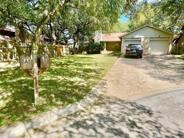 7103 Woodhue CT , Unit A, Austin, TX 78745