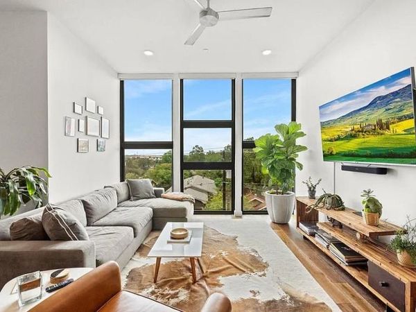 1322 E 12th ST , Unit 406, Austin, TX 78702