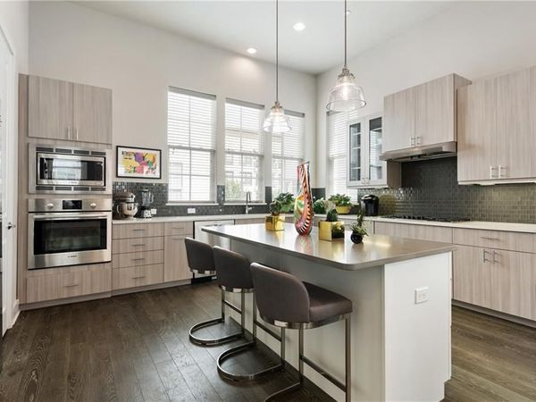 1305 Town Creek DR, Unit 5, Austin, TX 78741