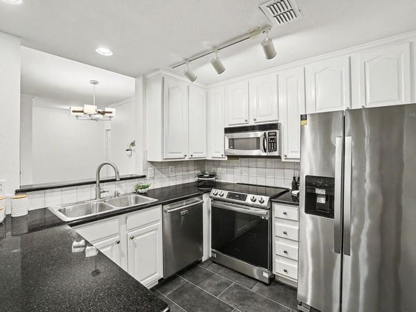 9525 N Capital of Tx Hwy, Unit 636, Austin, TX 78759