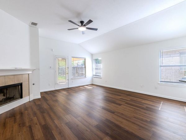 220 N Crossing TRL , Round Rock, TX 78665