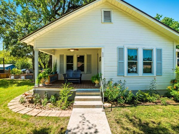508 S Vandeveer ST , Burnet, TX 78611