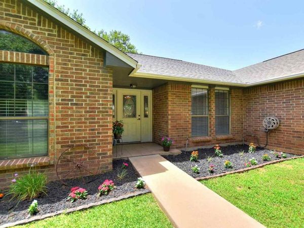 188 Turkey RUN , Meadowlakes, TX 78654