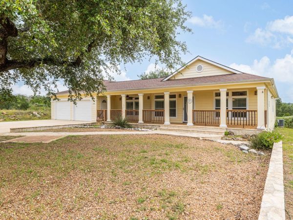 1110 Oakwood LOOP , San Marcos, TX 78666