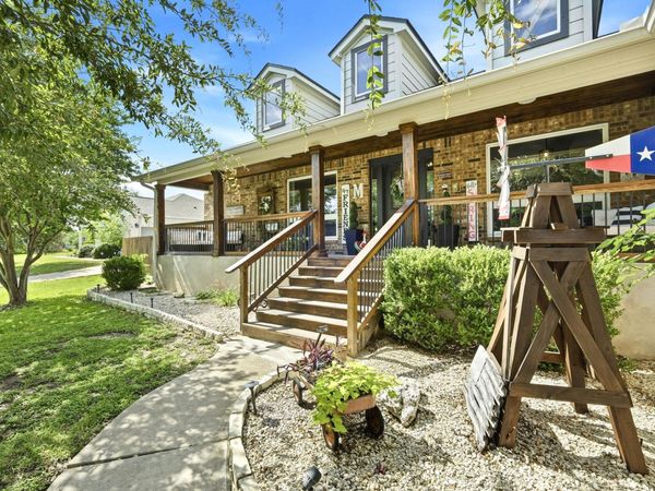204 Blanco DR , Hutto, TX 78634