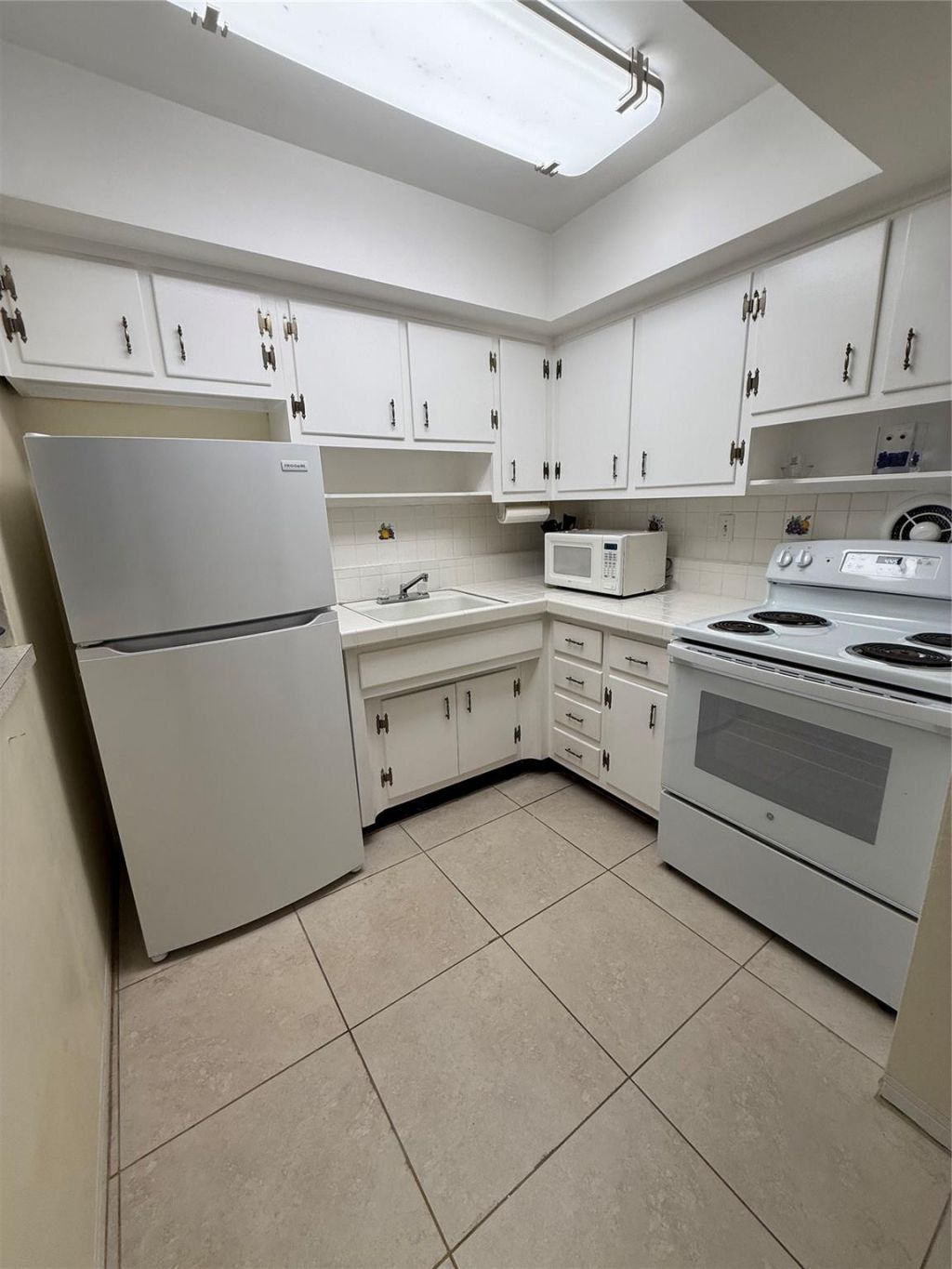 2841 NE 32nd Street, Unit 2, Fort Lauderdale, FL 33306 Photo