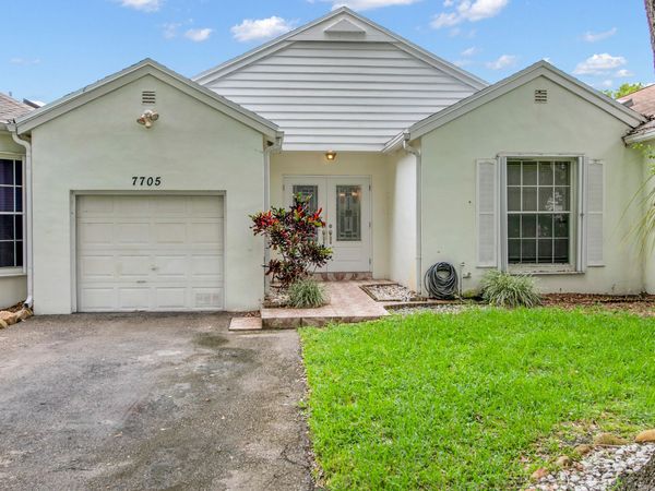 7705 Forest Green Lane, Boynton Beach, FL 33436