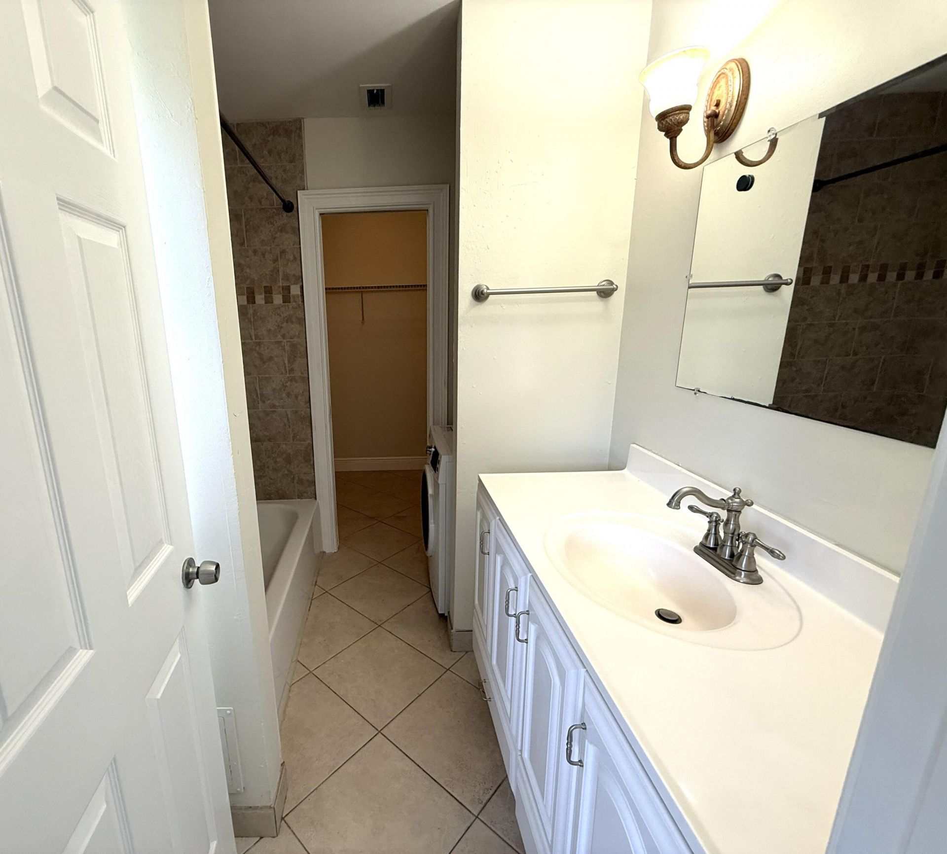 735 Hummingbird Way, Unit 202, North Palm Beach, FL 33408 Photo