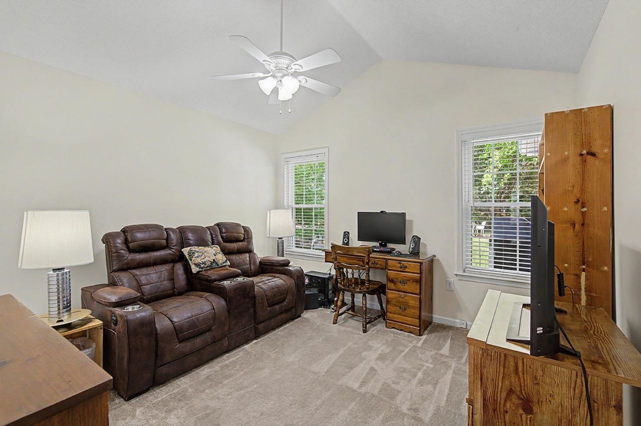 9619 Indigo Creek Blvd. Photo 26