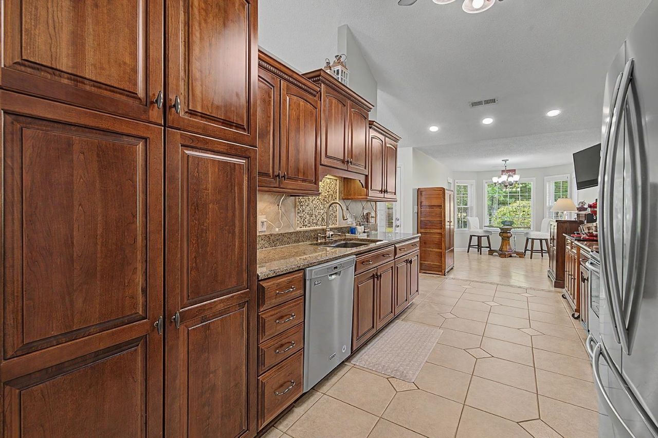9619 Indigo Creek Blvd. Photo 28