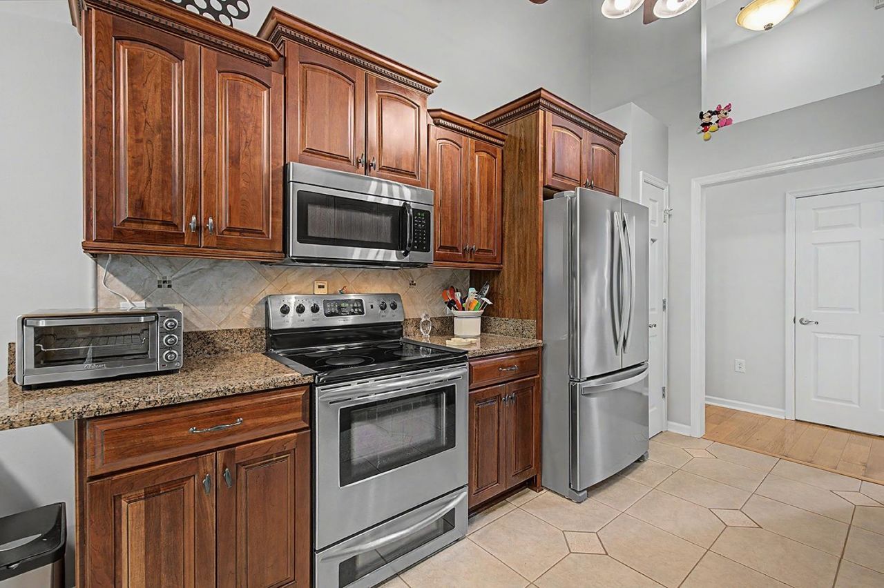 9619 Indigo Creek Blvd. Photo 30