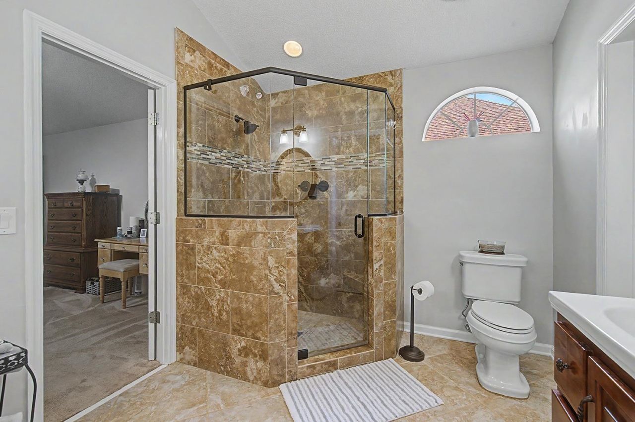 9619 Indigo Creek Blvd. Photo 39