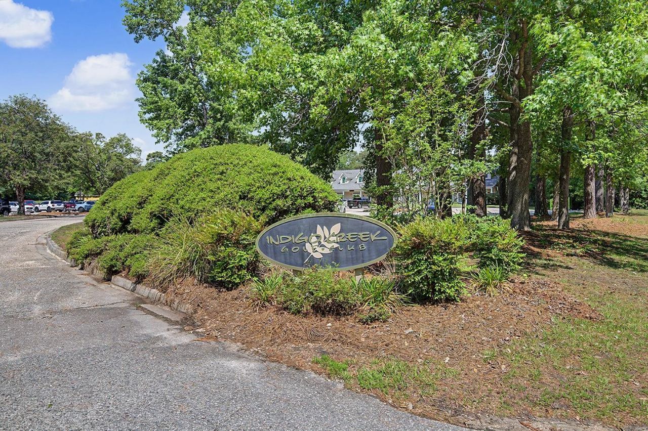 9619 Indigo Creek Blvd. Photo 52