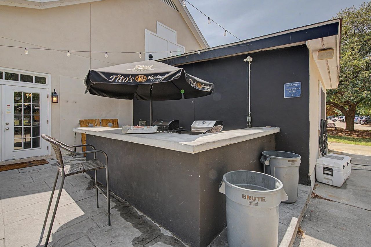 9619 Indigo Creek Blvd. Photo 55