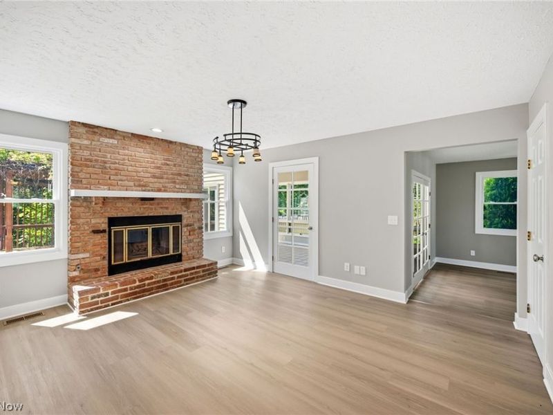 14367 Crown Point Parkway , Strongsville, OH 44136 Photo 14