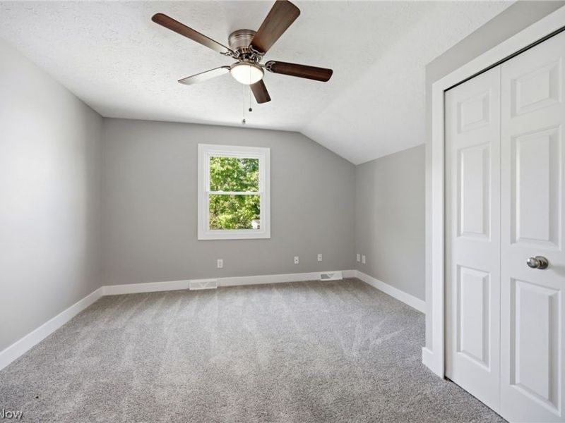 14367 Crown Point Parkway , Strongsville, OH 44136 Photo 27