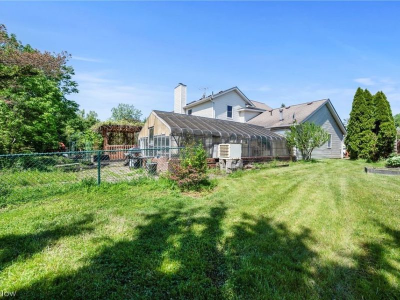 14367 Crown Point Parkway , Strongsville, OH 44136 Photo 40