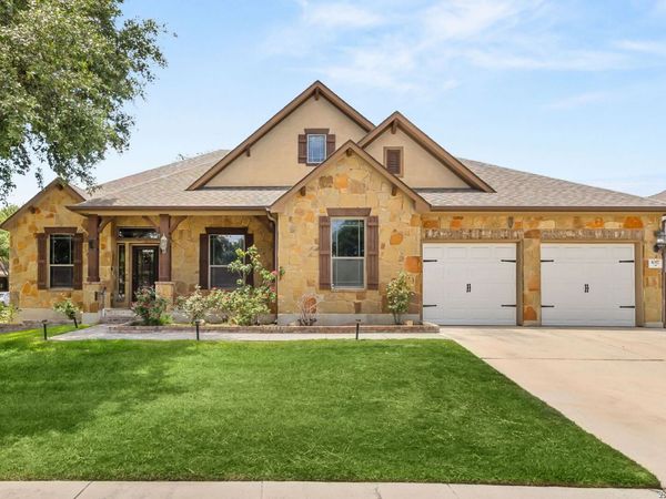 1017 Georgia Mae, Schertz, TX 78154